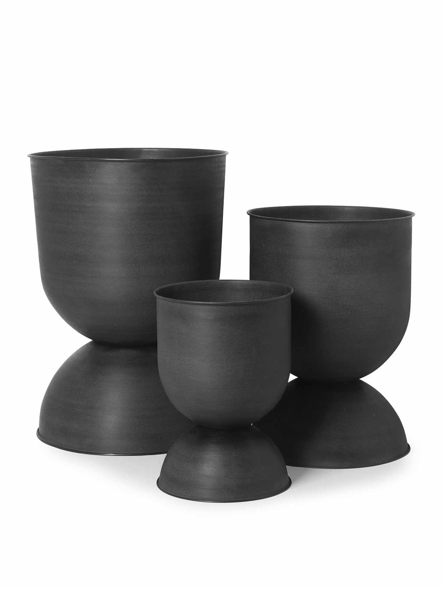 Outdoor Living Ferm Living | Hourglass Pot Small Black