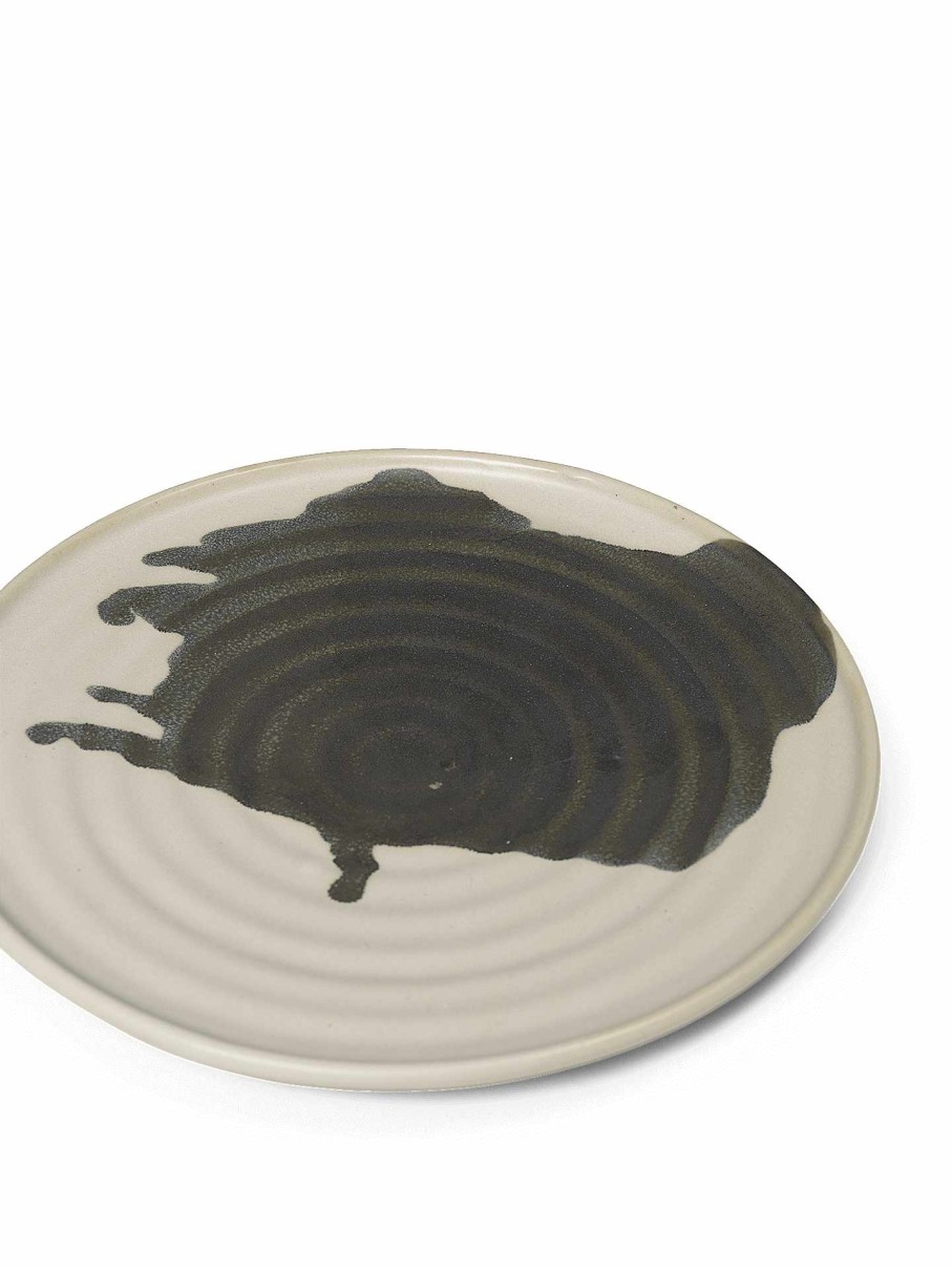 Kitchen Ferm Living | Omhu Plate - Small - Off-White/Charcoal Offwhite