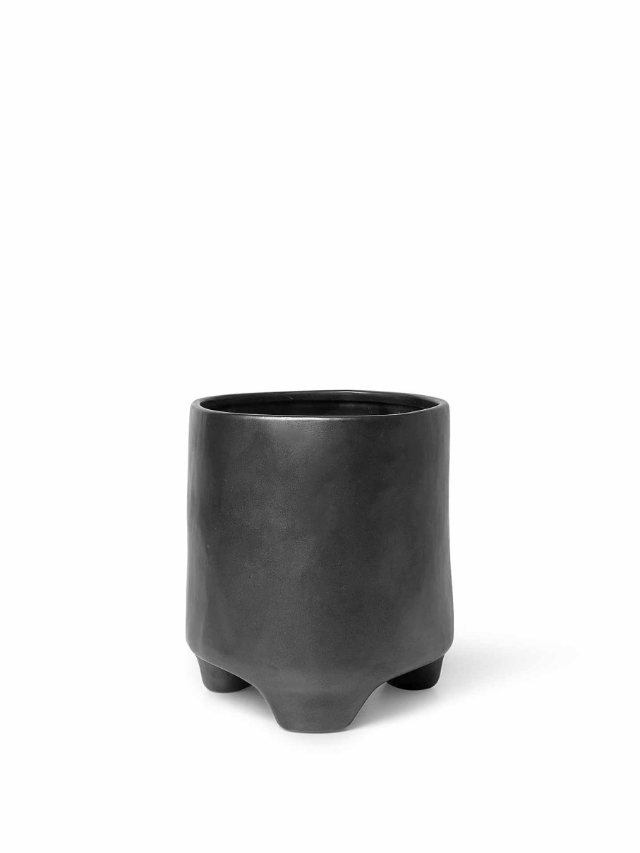 Outdoor Living Ferm Living | Esca Pot Small Black